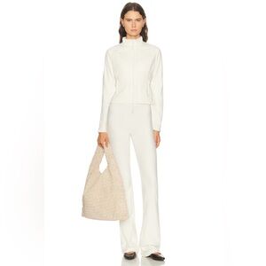 SKIMS Lounge Fleece Pant in Ecru XS
SKIMS